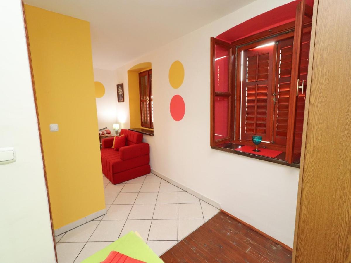 Fancy Apartments Marco Vela Luka Bilik gambar