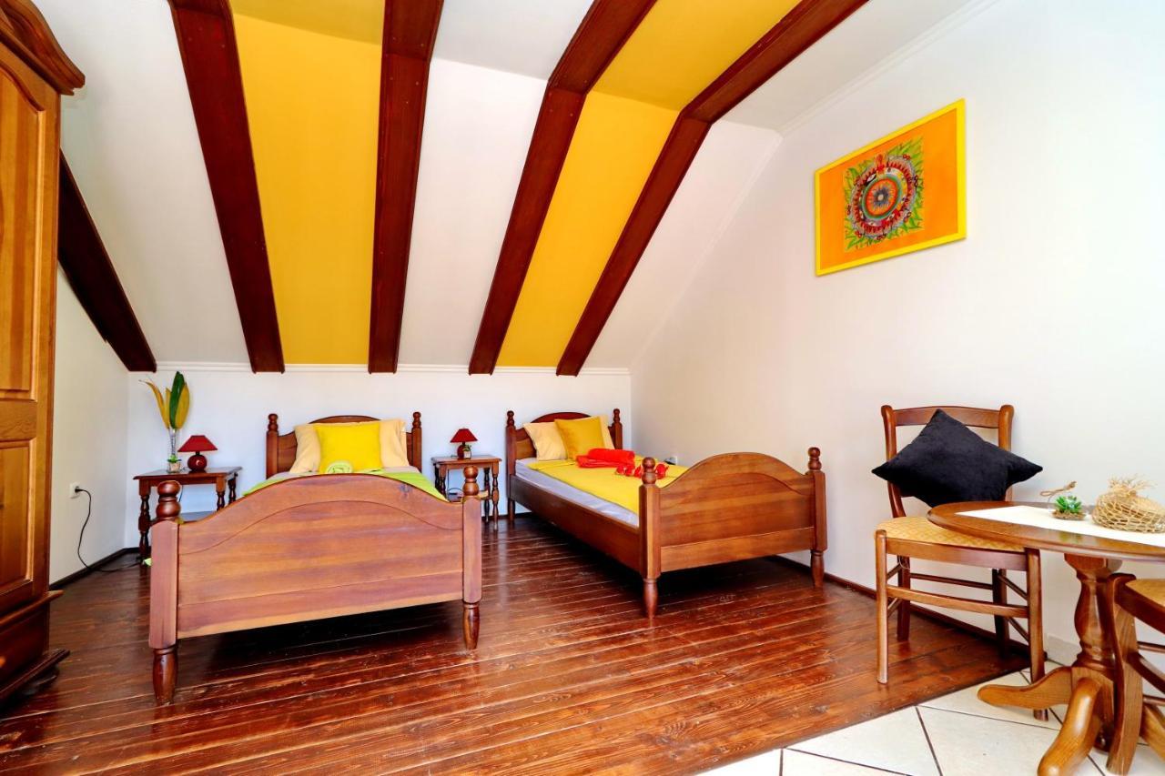 Fancy Apartments Marco Vela Luka Luaran gambar