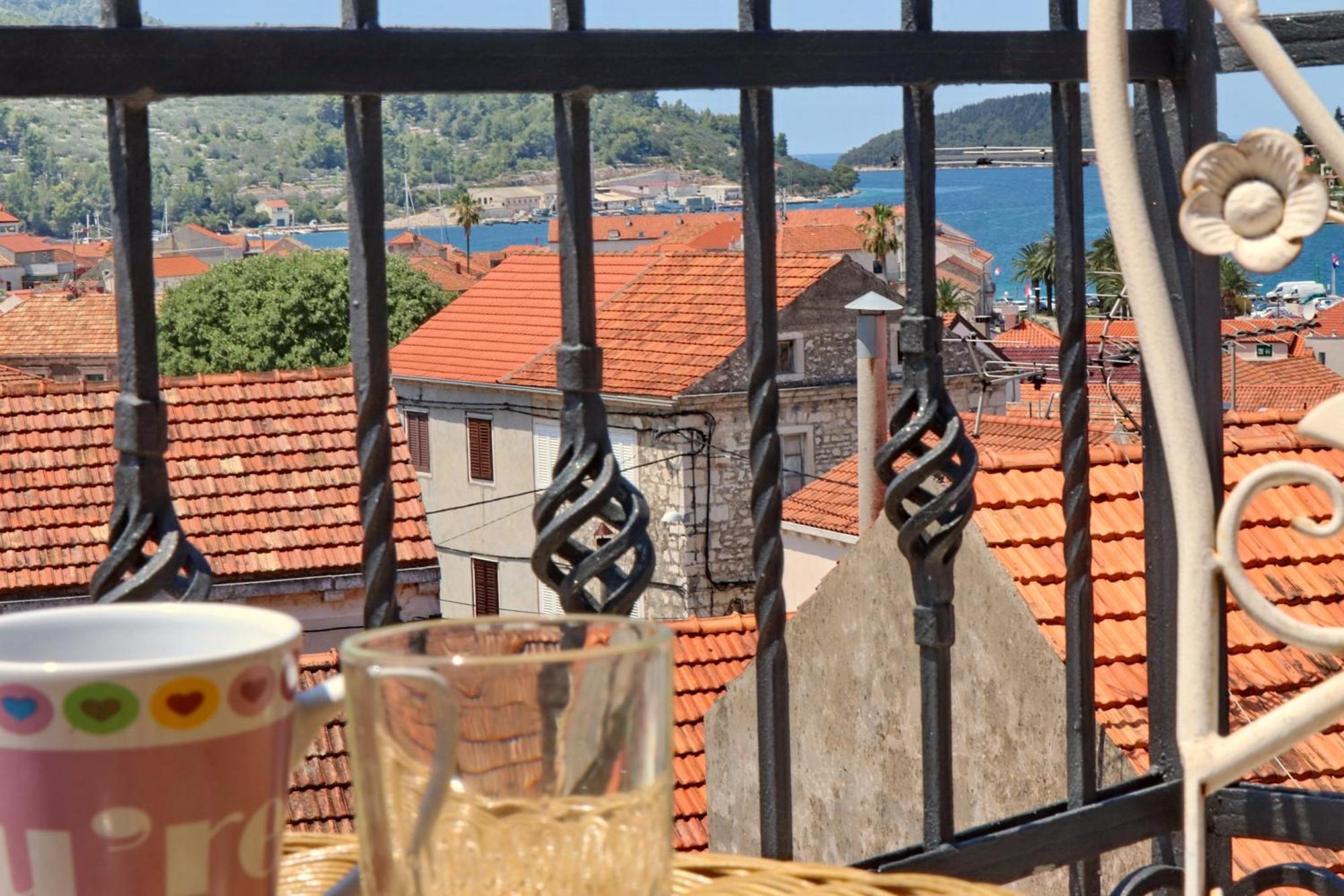 Fancy Apartments Marco Vela Luka Bilik gambar